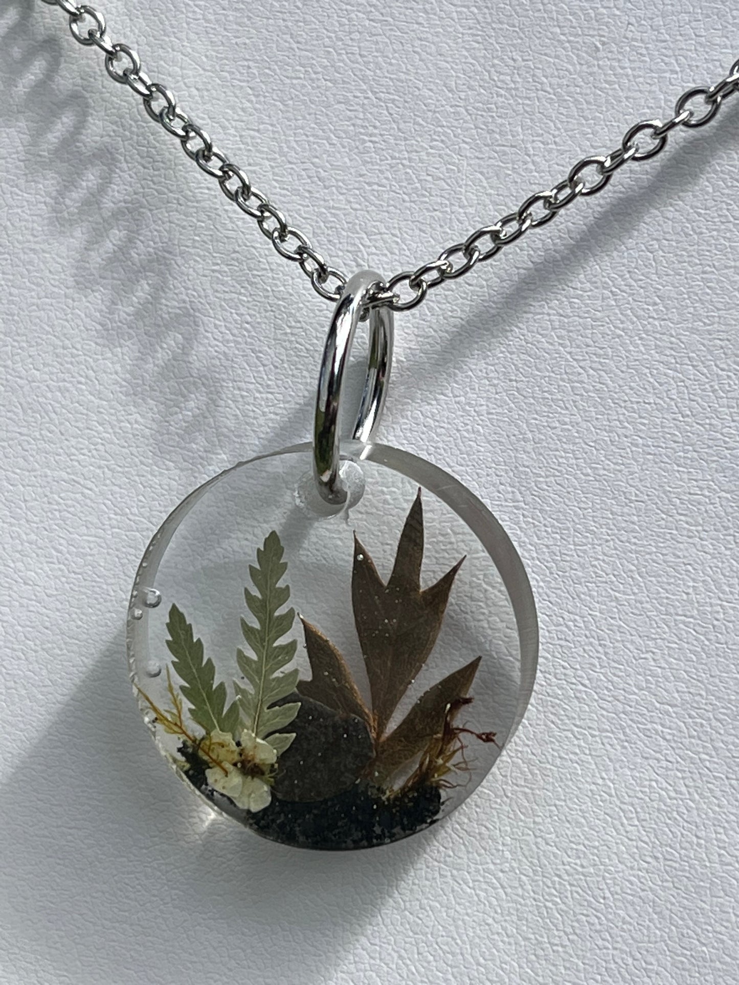 Terrarium necklace